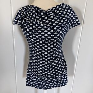 Fitted navy blue heart top